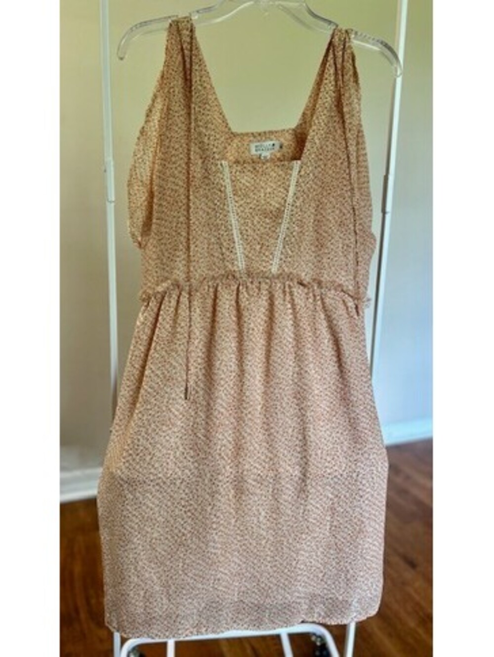 Molly Bracken Medium Beige Floral Dress